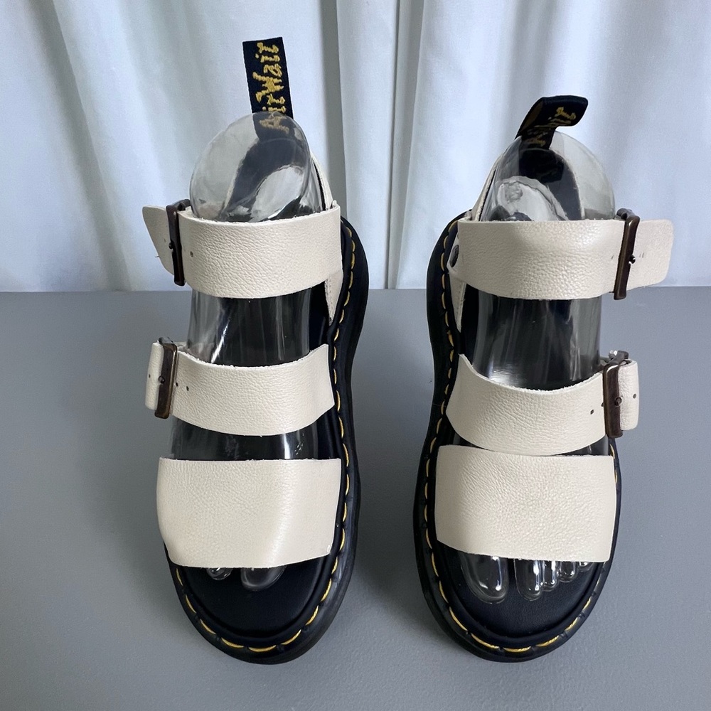 Dr. Martens Womens tan Sandals size 6 - Picture 2 of 8